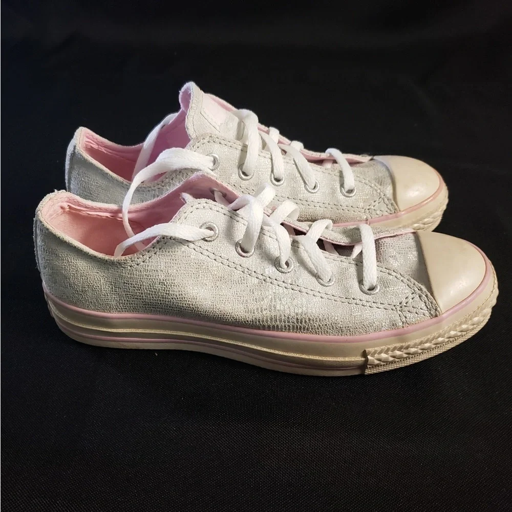 Converse Lace Up‎ Low Top Snakeskin Sneaker’s Girl’s 3